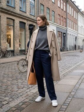 𝐙𝐀𝐑𝐀 Leather Sneakers 3 Strap Velcro Size 40